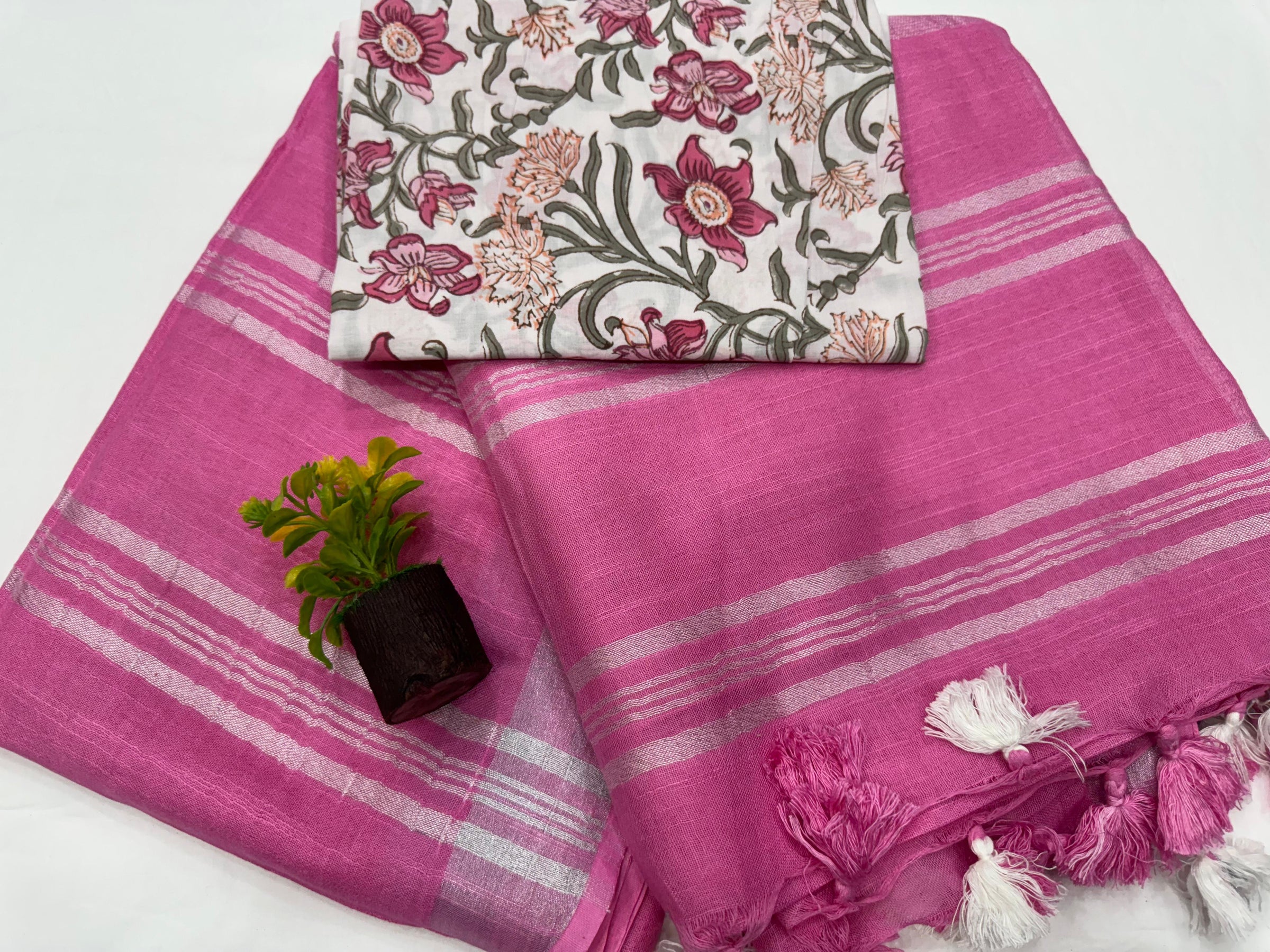 Plan Linen Saree