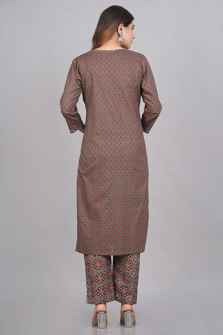 Ladies Stitched Suit