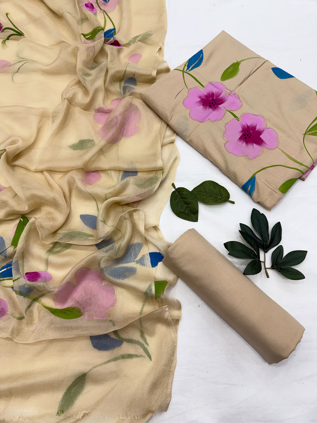 Hastkala Chiffon Suit