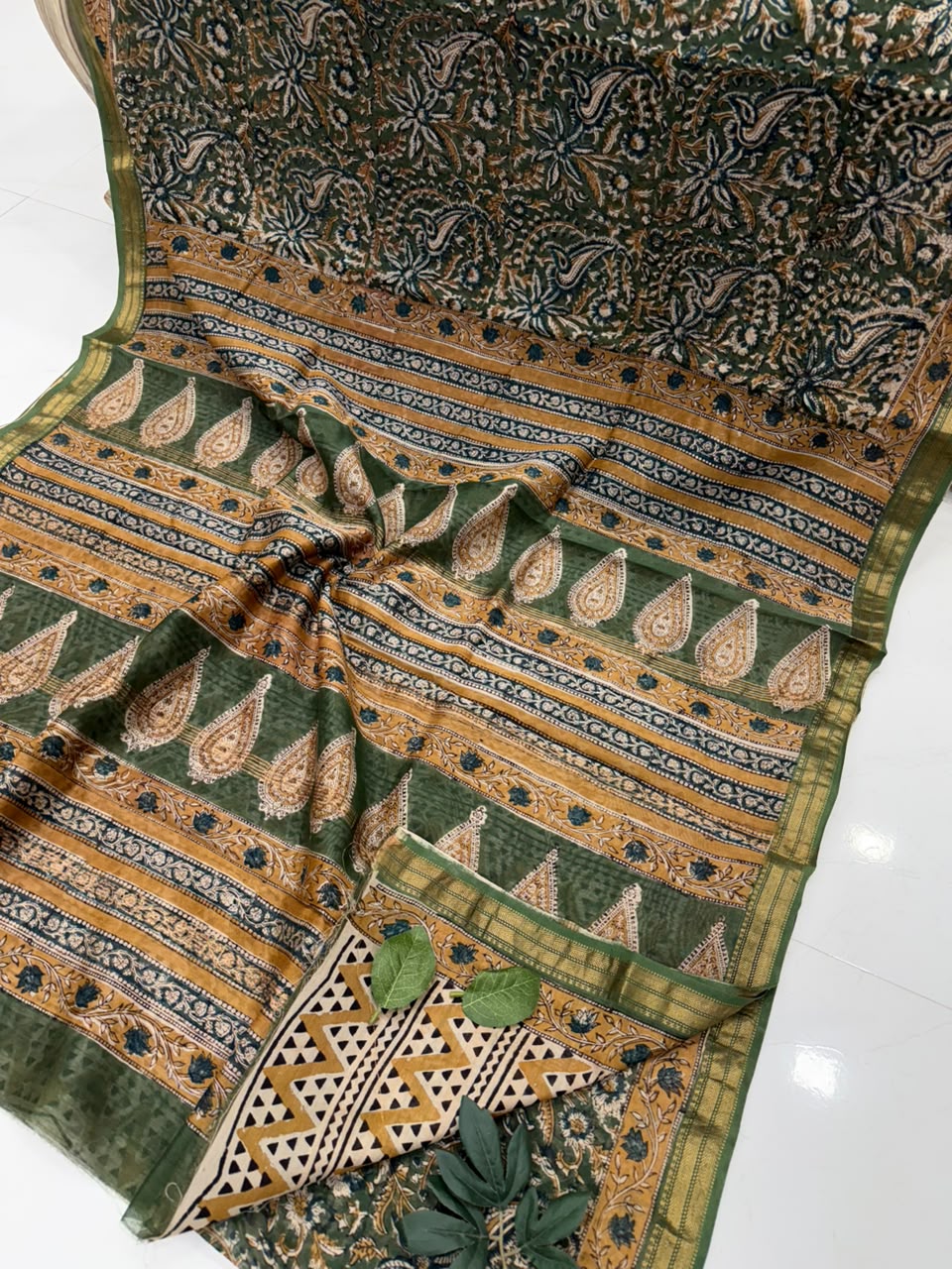 Maheshwari handloom saree