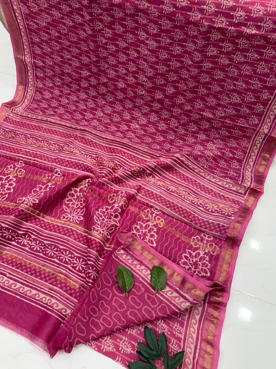Bagru Printed Maheshwari Silk Saree with Blouse Piece